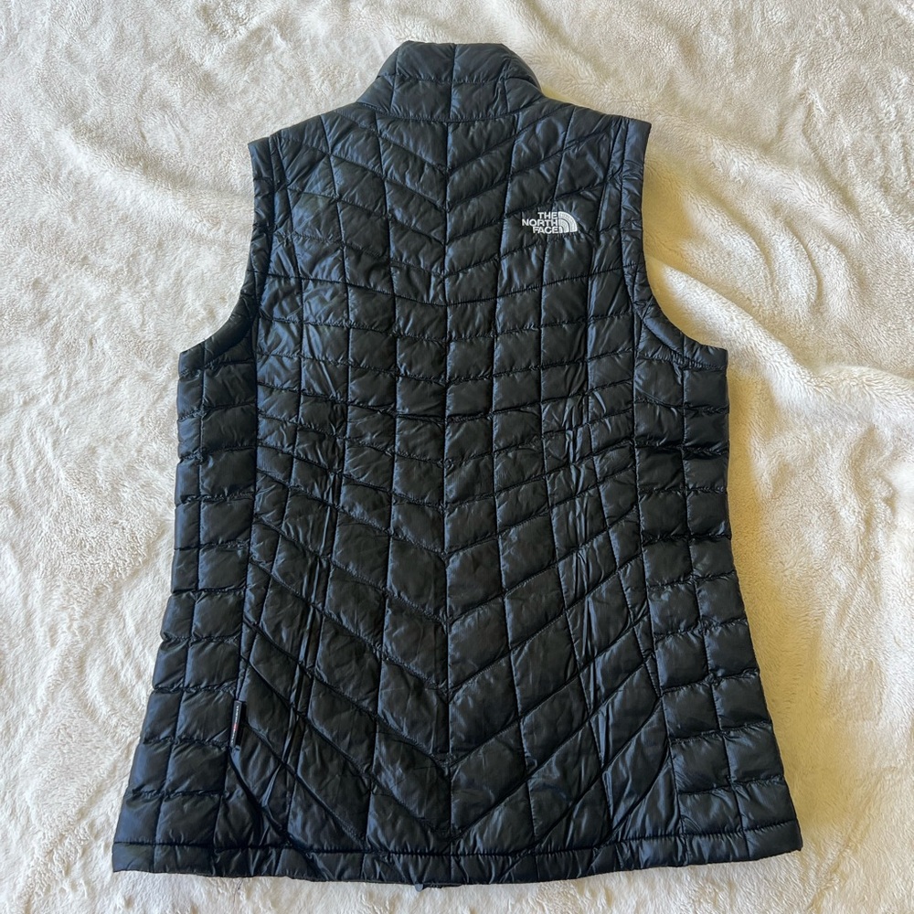 The North Face Black Vest - Picture 2 of 4